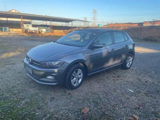 VOLKSWAGEN POLO 1.0 200 TSI COMFORTLINE AUTOMÁTICO VOLKSWAGEN POLO 1.0 200 TSI COMFORTLINE AUTOMÁTICO